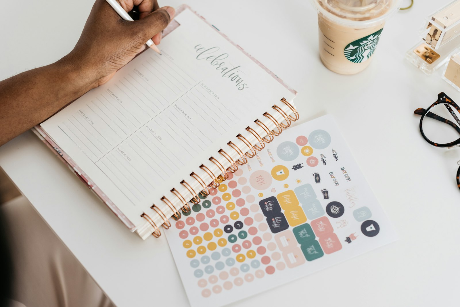 Scheduling Software Online: 10 Features for Faster, Easier Booking